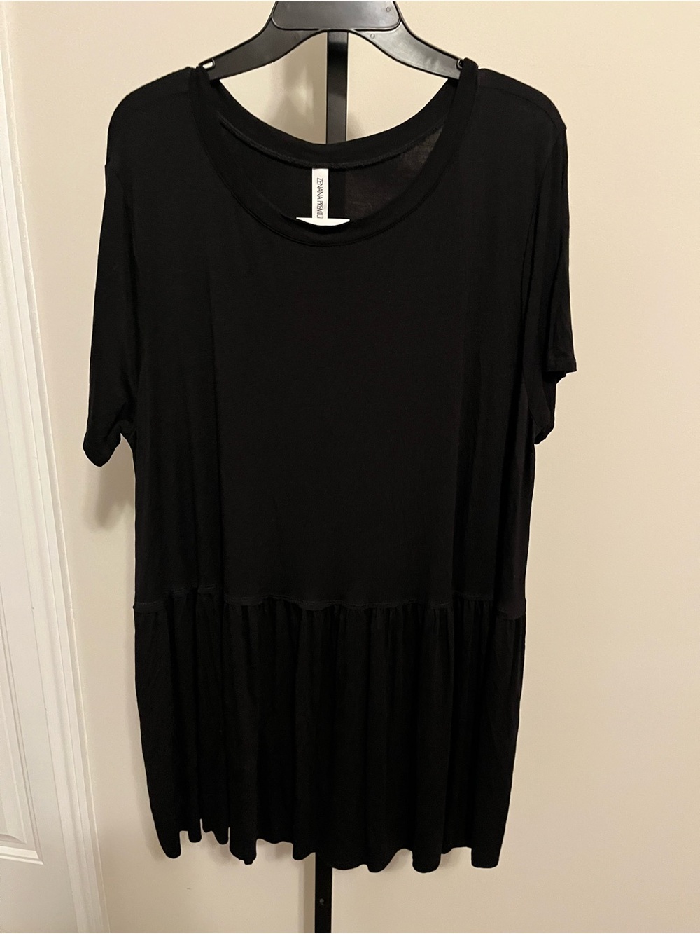 Black Short Sleeve Tiered Women's Top